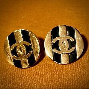 Beautiful! Round CCLogo Gold coin Metal & Black stripe Stud Earrings
